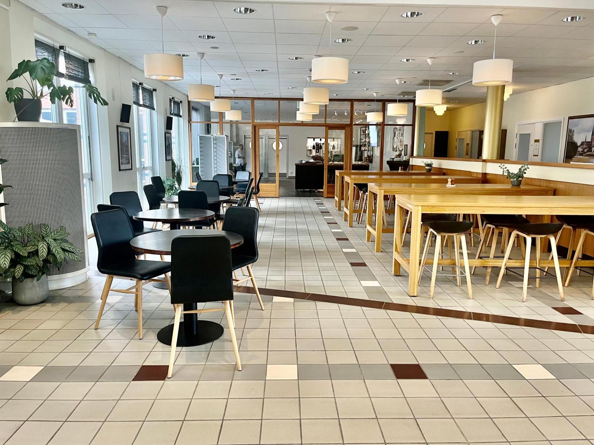 Viktoria Hotell & Konferens Uppsala Esterno foto
